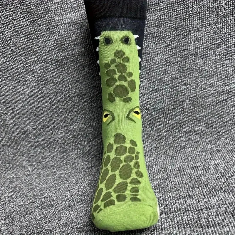 Asymmetrical Crocodile Cotton Socks