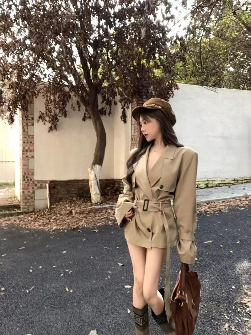 Kaki Color British Style Women's Short Coat Waist Cinched Outerwear Spring Fashion Polyester Fiber Long Sleeve Buttoned Jacket