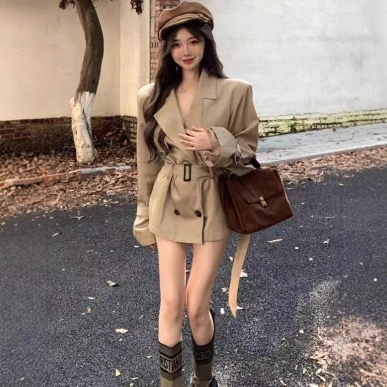 Kaki Color British Style Women's Short Coat Waist Cinched Outerwear Spring Fashion Polyester Fiber Long Sleeve Buttoned Jacket